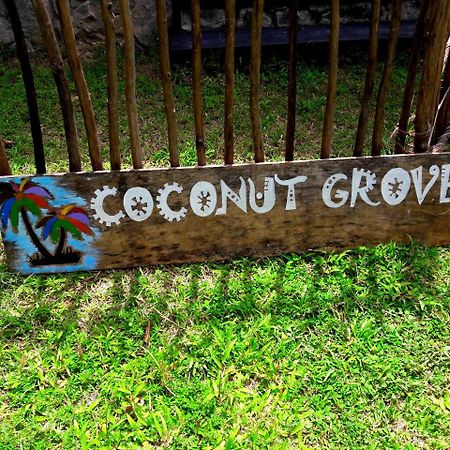 מלון Coconut Grove - מידיגמה איסט מראה חיצוני תמונה